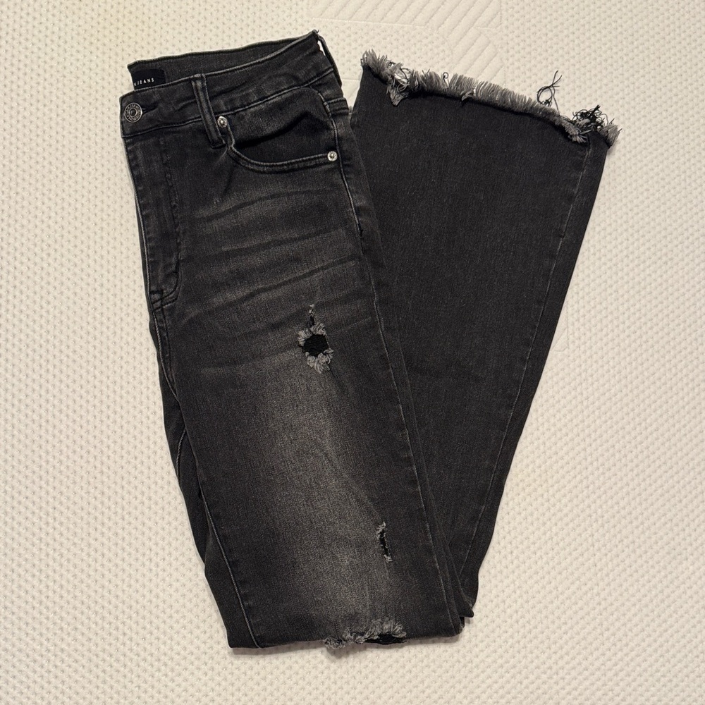Risen Distressed Black Jeans